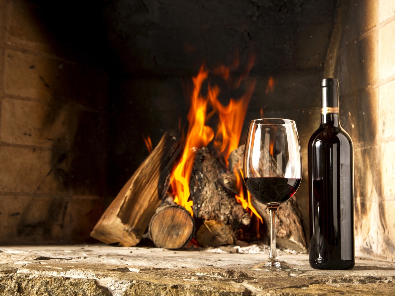 Wine and fireplace wallpaper 1280x960