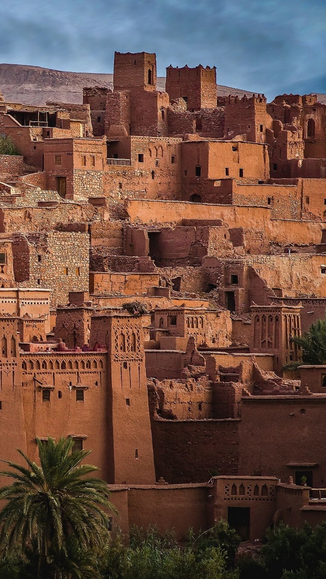 Morocco Castle wallpaper 640x1136