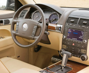 Sfondi Volkswagen Touareg v10 TDI Interior 176x144