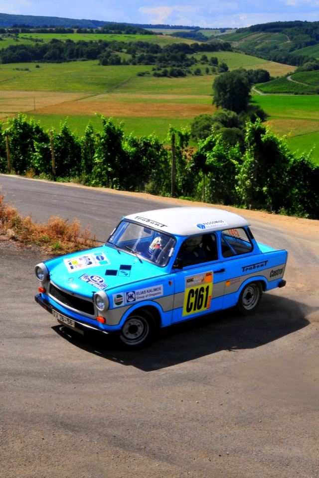 Screenshot №1 pro téma Trabant 601, GDR East Germany 640x960