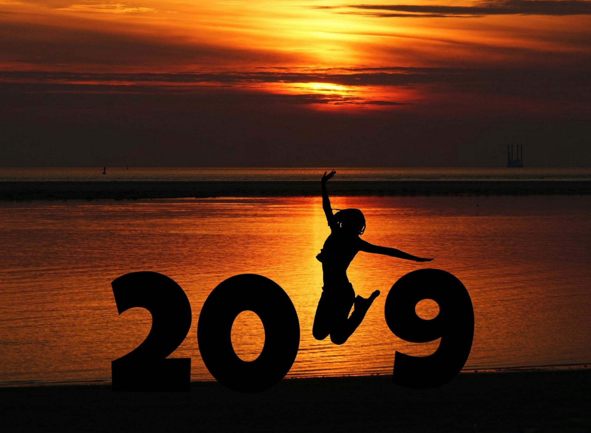 Das 2019 New Year Sunset Wallpaper 1920x1408