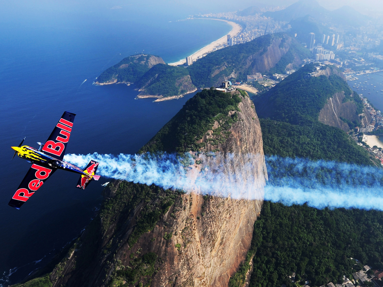 Screenshot №1 pro téma Red Bull Airplane 1280x960