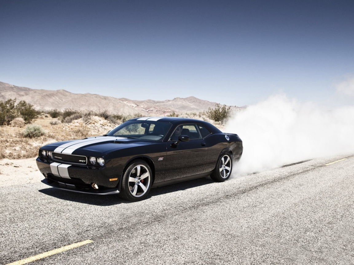 Screenshot №1 pro téma Dodge Challenger Srt8 1152x864