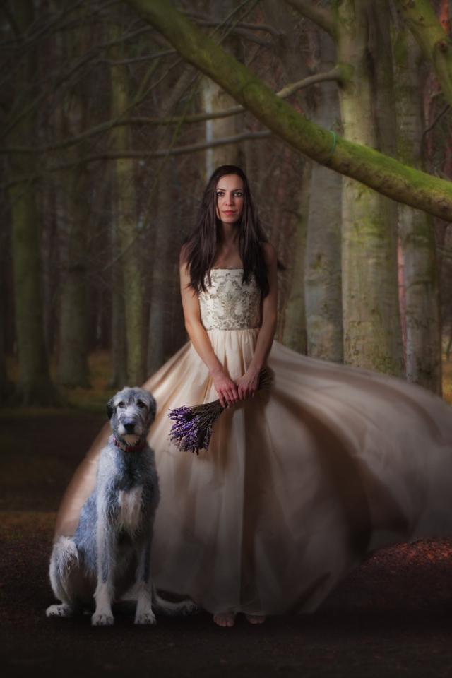 Screenshot №1 pro téma Girl, Lavender Bouquet And Dog 640x960