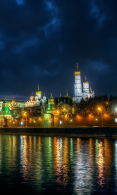 Обои Moscow Kremlin and Embankment 240x400