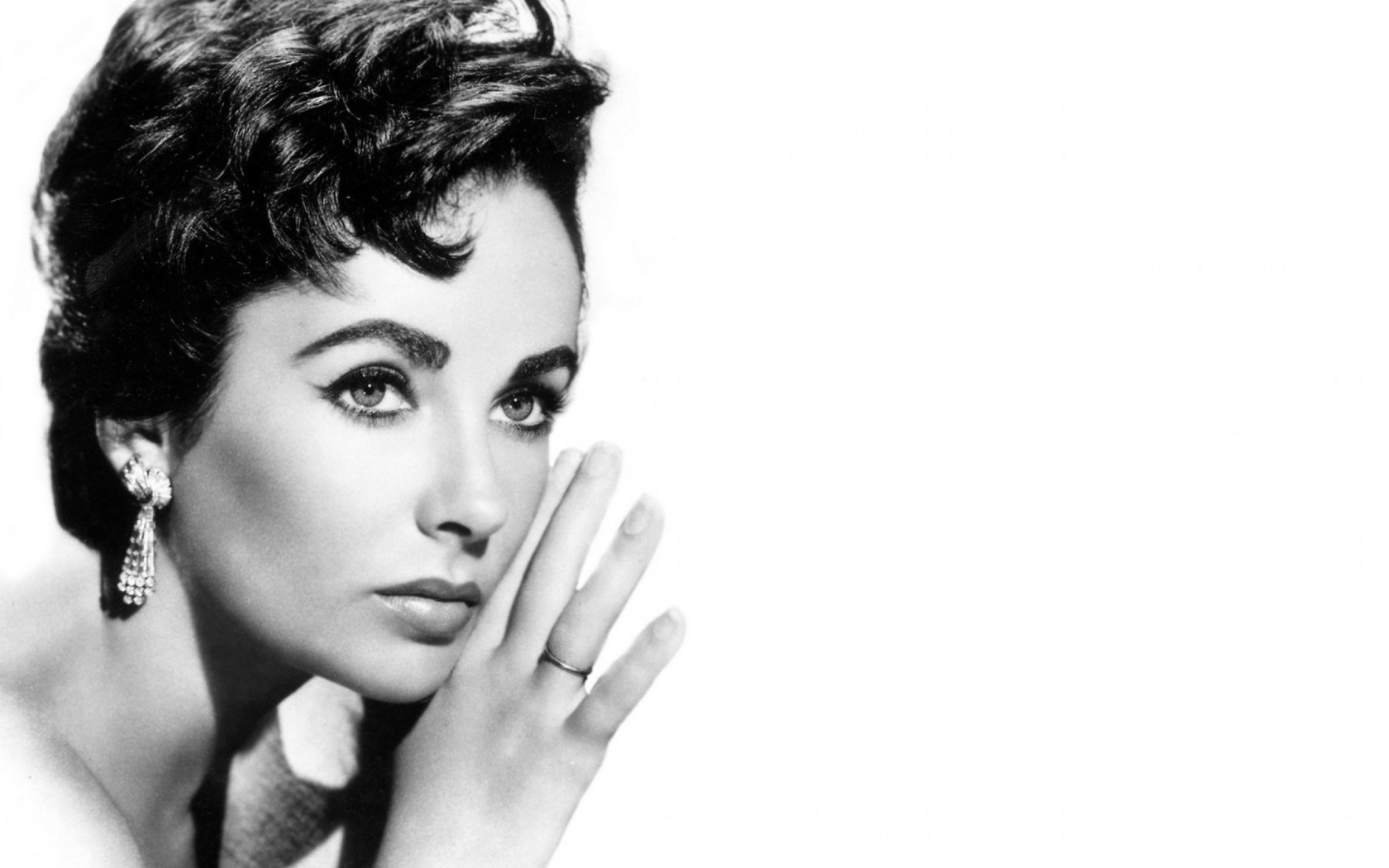 Screenshot №1 pro téma Elizabeth Taylor 1680x1050