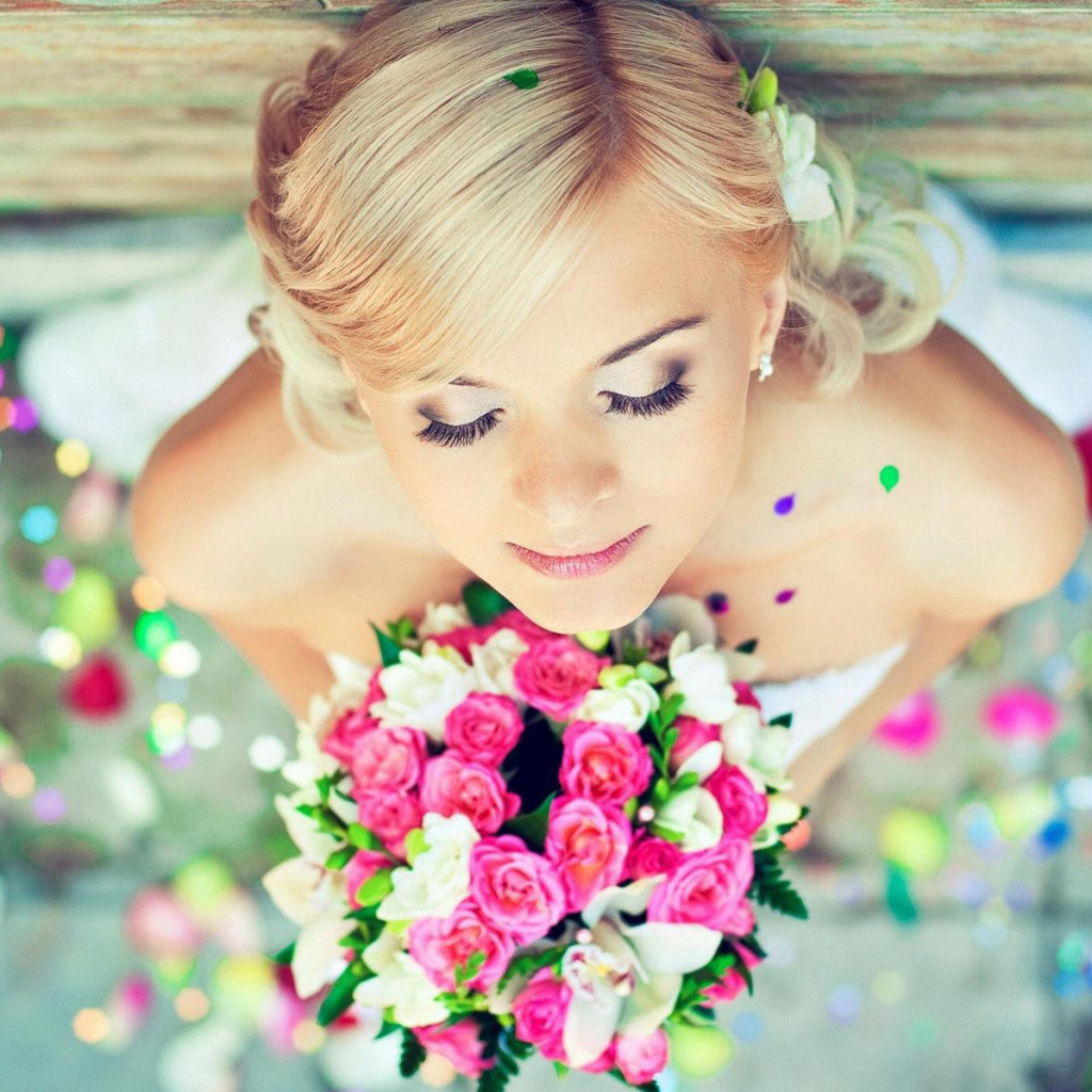 Das Cute Blonde Bride Wallpaper 1024x1024