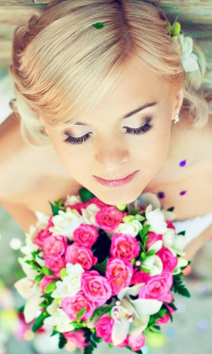 Fondo de pantalla Cute Blonde Bride 240x400