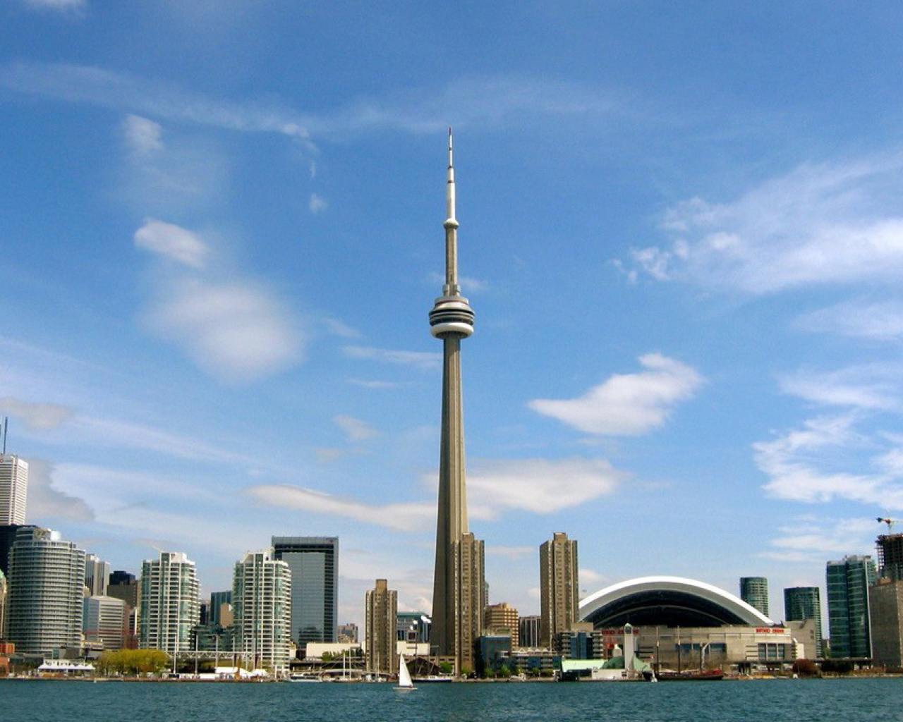 Screenshot №1 pro téma CN Tower in Toronto, Ontario, Canada 1280x1024