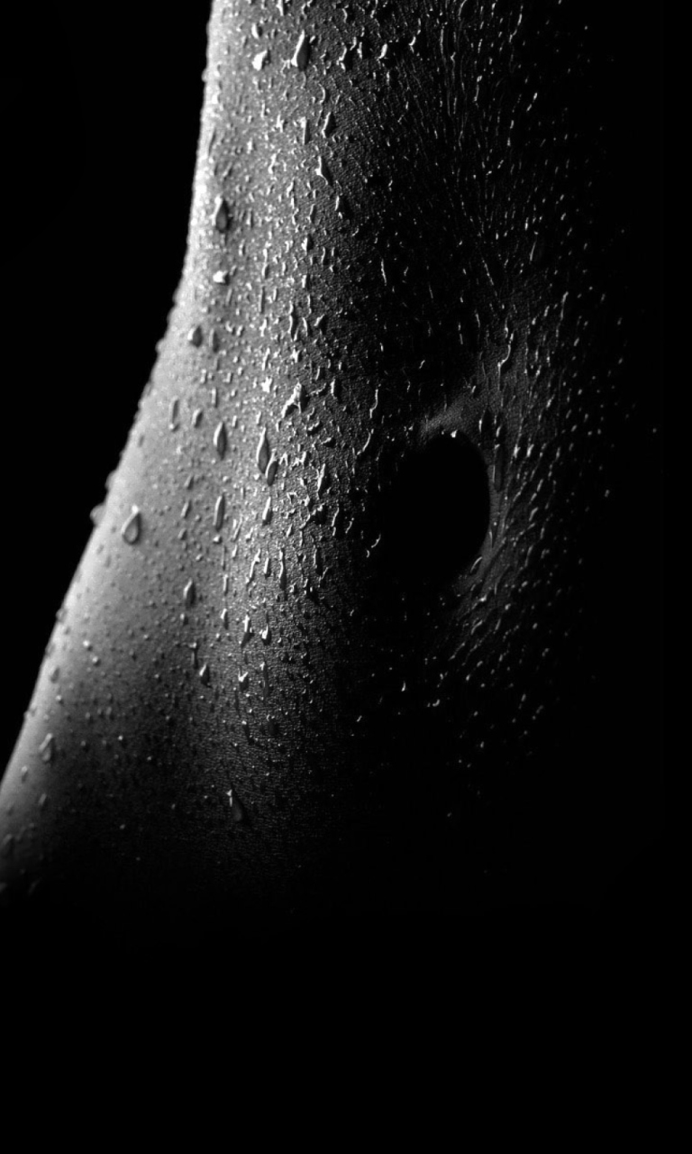 Wet Body Black White wallpaper 768x1280