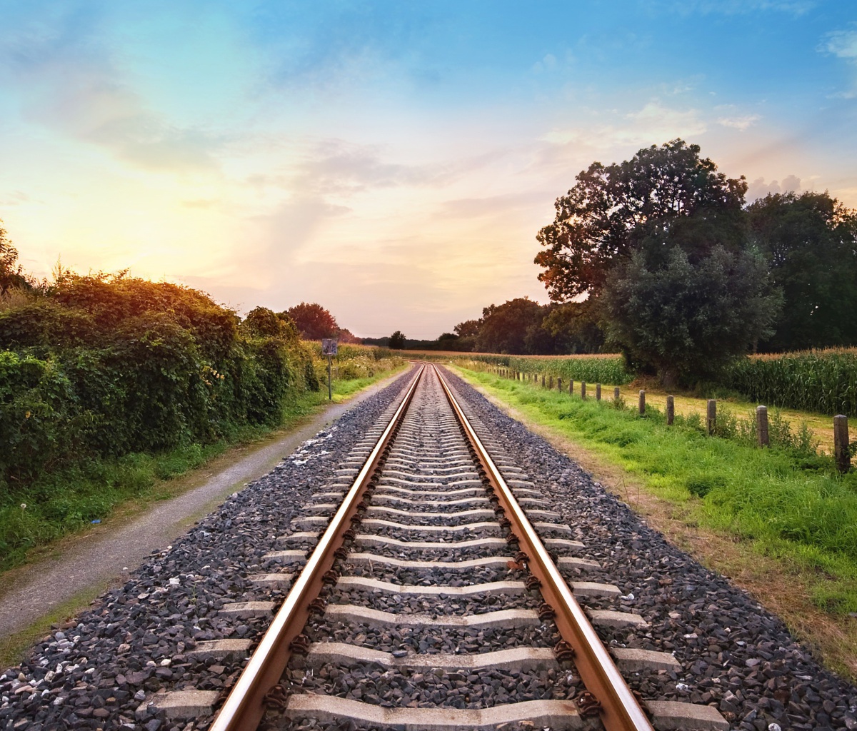 Обои Scenic Railroad Track 1200x1024