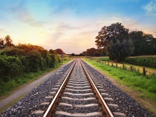 Scenic Railroad Track wallpaper 320x240