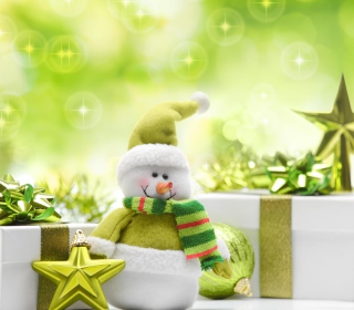 Cute Green Snowman sfondi gratuiti per 128x128