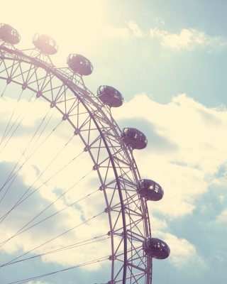 Ferris Wheel sfondi gratuiti per Nokia C6
