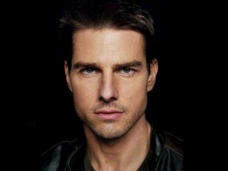 Tom Cruise wallpaper 320x240