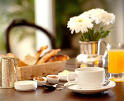 Das Breakfast with orange juice and Biscuits Wallpaper 176x144