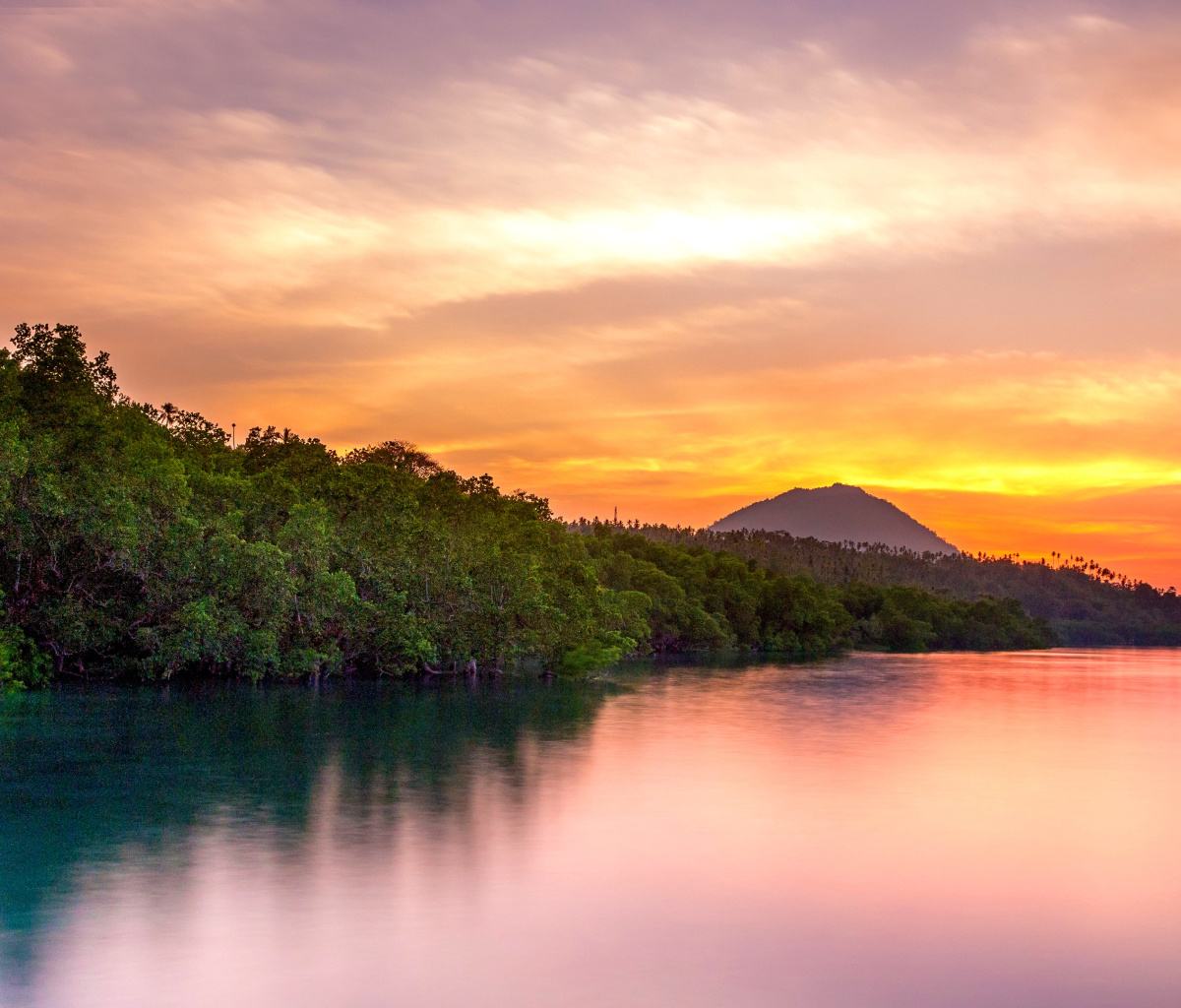 Manado North Sulawesi in Indonesia screenshot #1 1200x1024