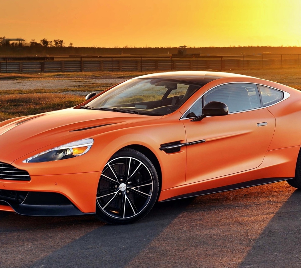 Screenshot №1 pro téma Aston Martin Vanquish 960x854