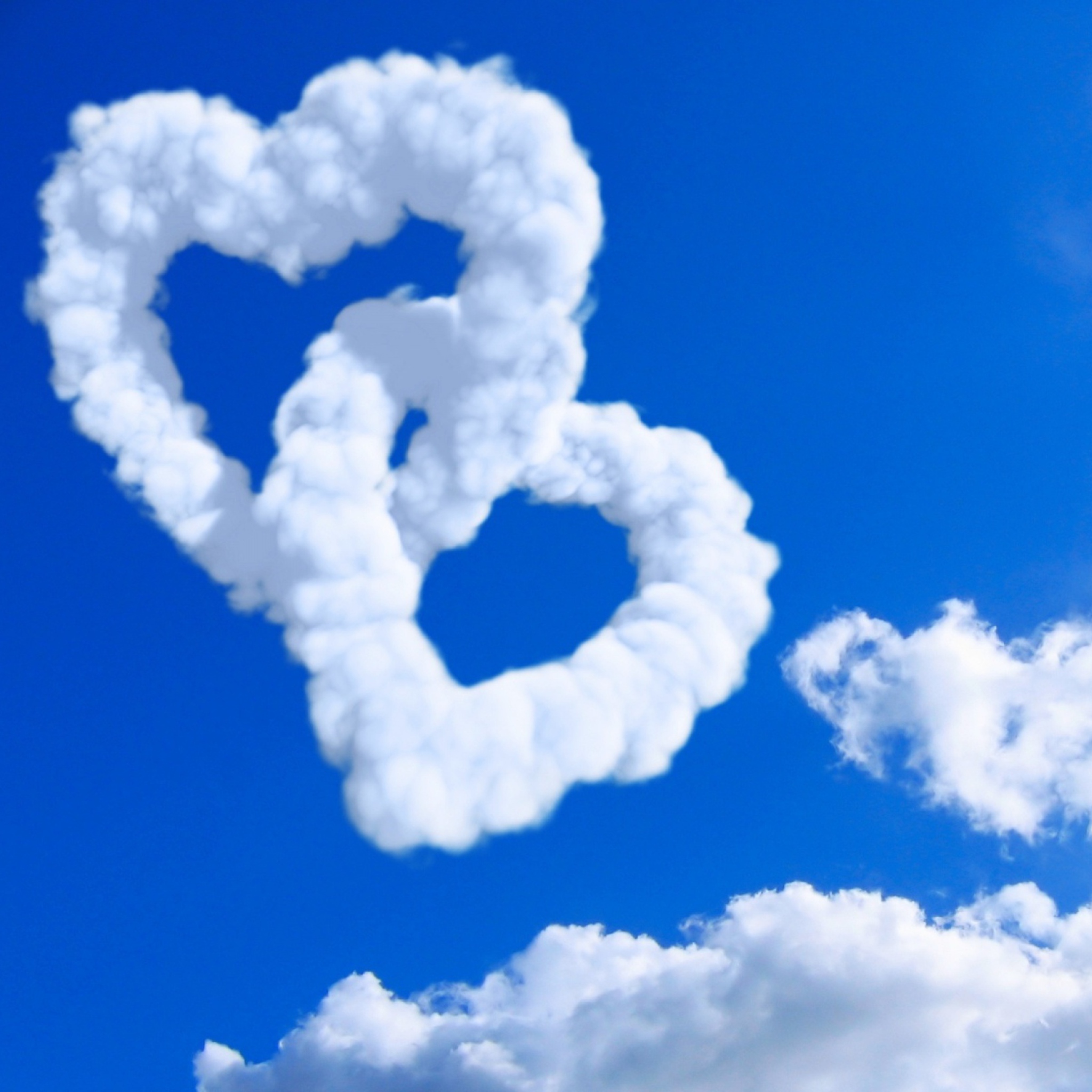 Обои Heart Shaped Clouds 2048x2048