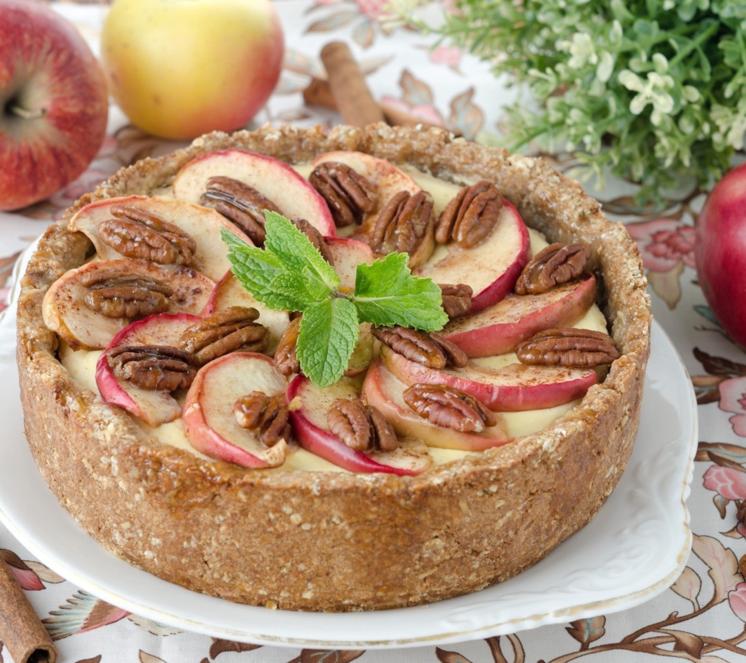 Apple Pie with Walnut wallpaper 1080x960