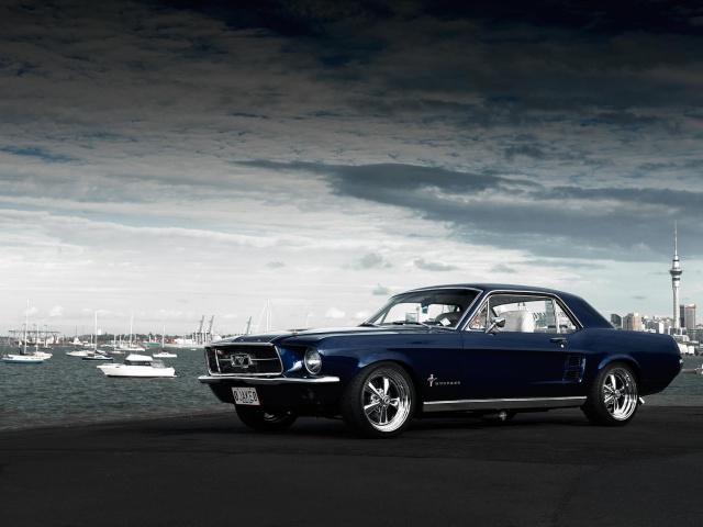 Обои Ford Mustang 1967 640x480