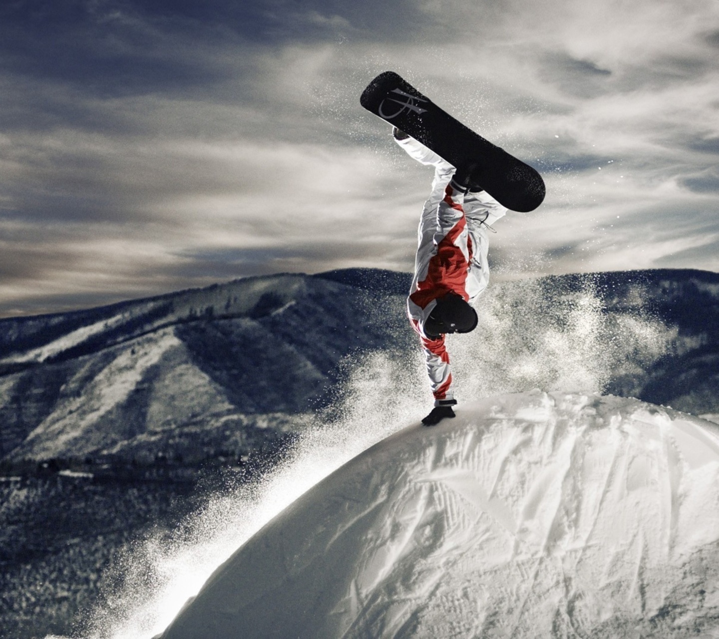 Sfondi Snowboarding in Austria, Kitzbuhel 1440x1280