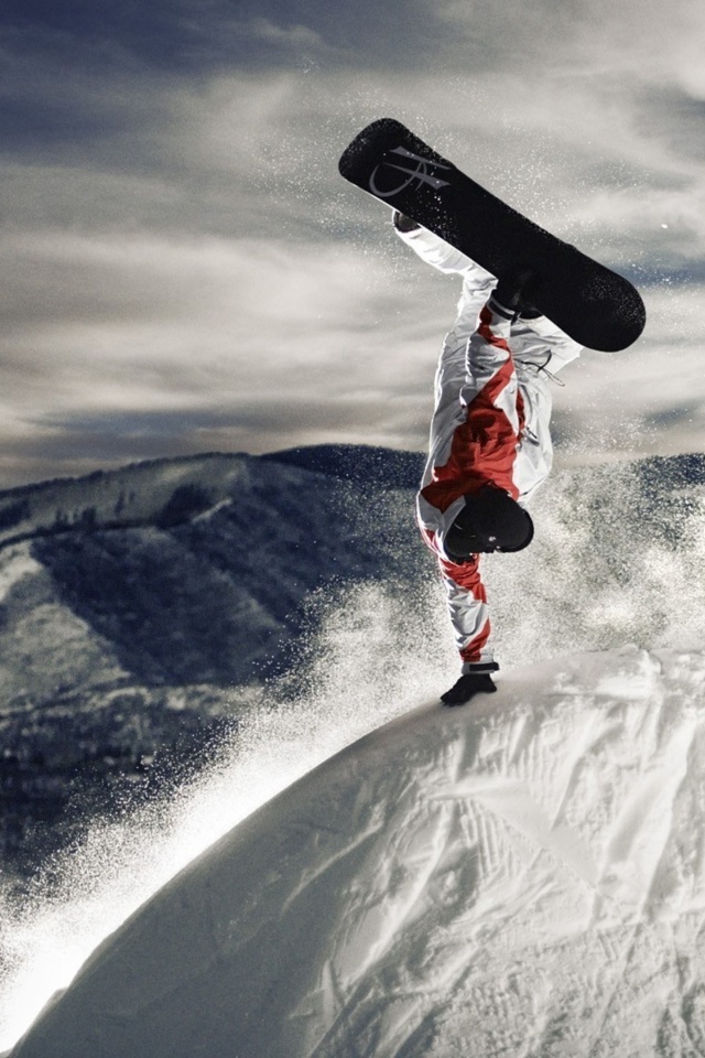 Fondo de pantalla Snowboarding in Austria, Kitzbuhel 640x960