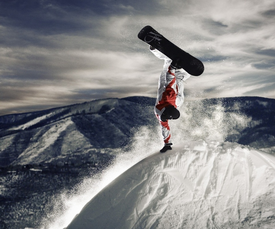 Snowboarding in Austria, Kitzbuhel wallpaper 960x800