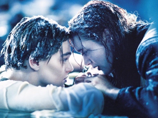 Fondo de pantalla Titanic Final Moment 320x240