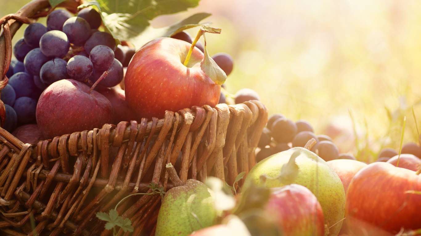 Apples and Grapes wallpaper 1366x768