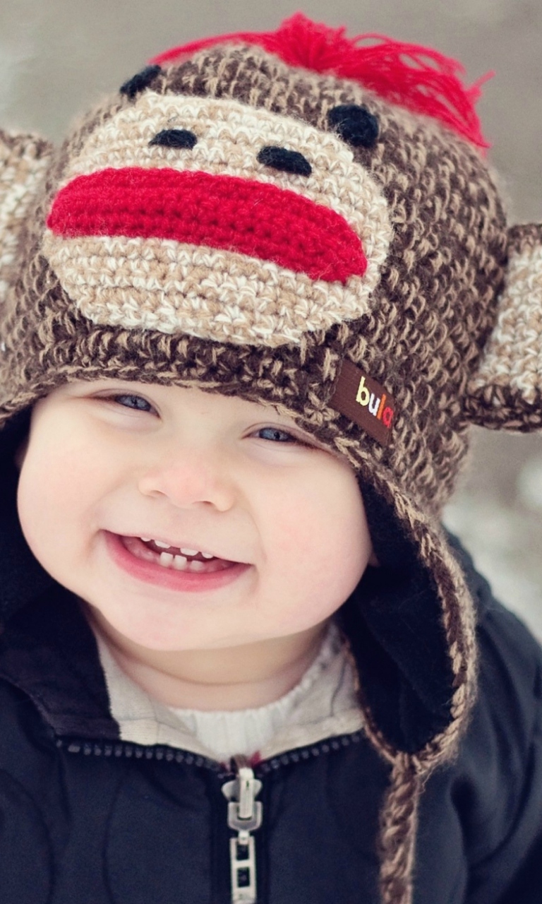 Das Cute Smiley Baby Boy Wallpaper 768x1280