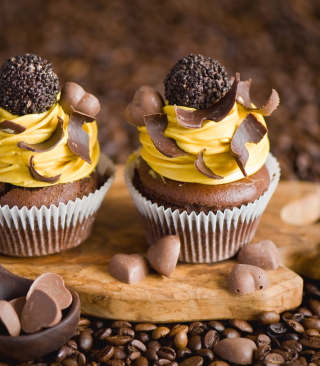 Cream And Chocolate Cupcakes - Obrázkek zdarma pro 768x1280