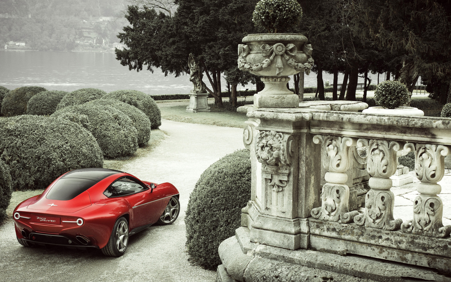 Das 2013 Alfa Romeo Disco Volante Wallpaper 1920x1200