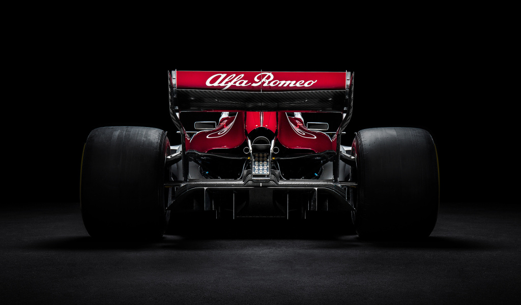 Fondo de pantalla Alfa Romeo Sauber C37 1024x600