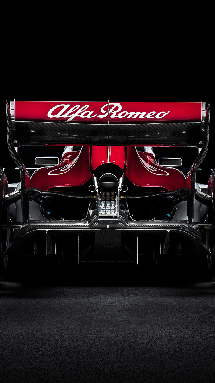 Alfa Romeo Sauber C37 wallpaper 750x1334