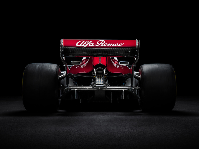 Das Alfa Romeo Sauber C37 Wallpaper 800x600