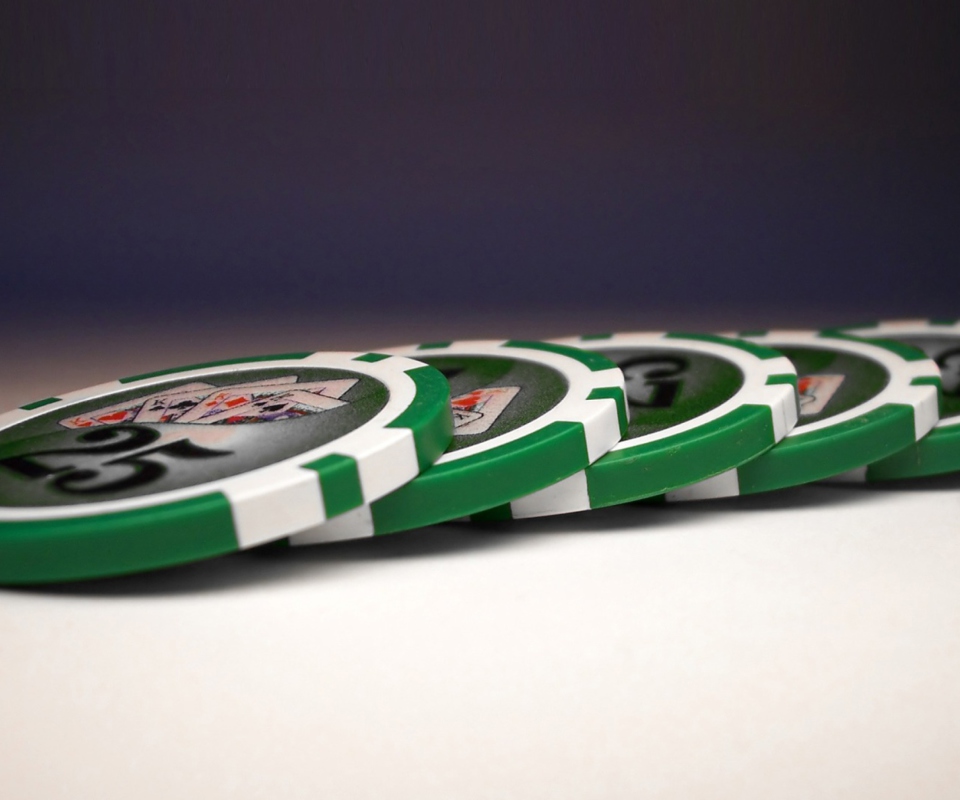 Das Texas Holdem Poker Chips Wallpaper 960x800