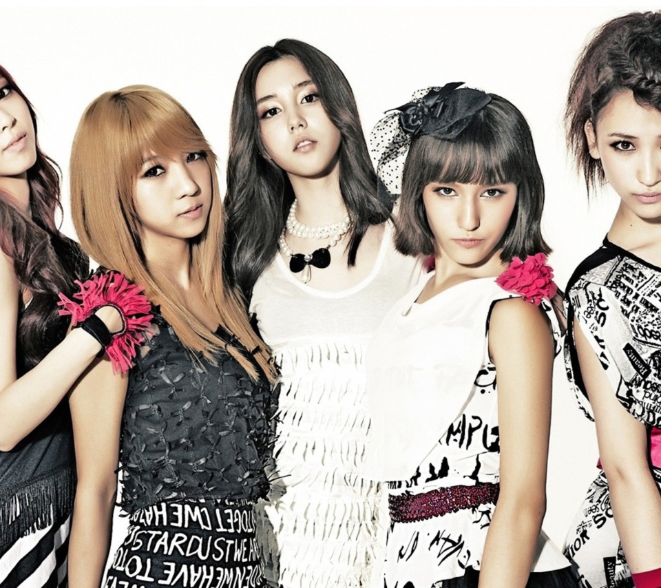 Sfondi Women K-Pop 960x854