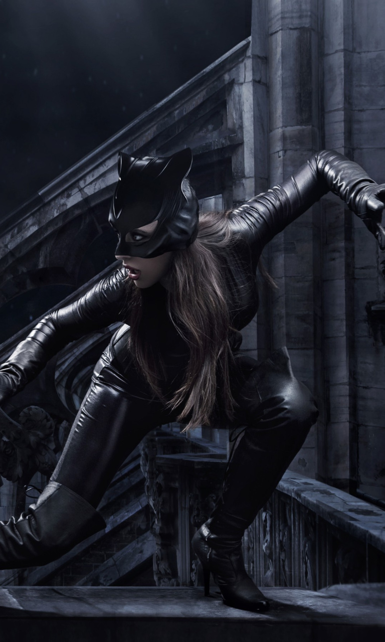 Das Catwoman DC Comics Wallpaper 768x1280