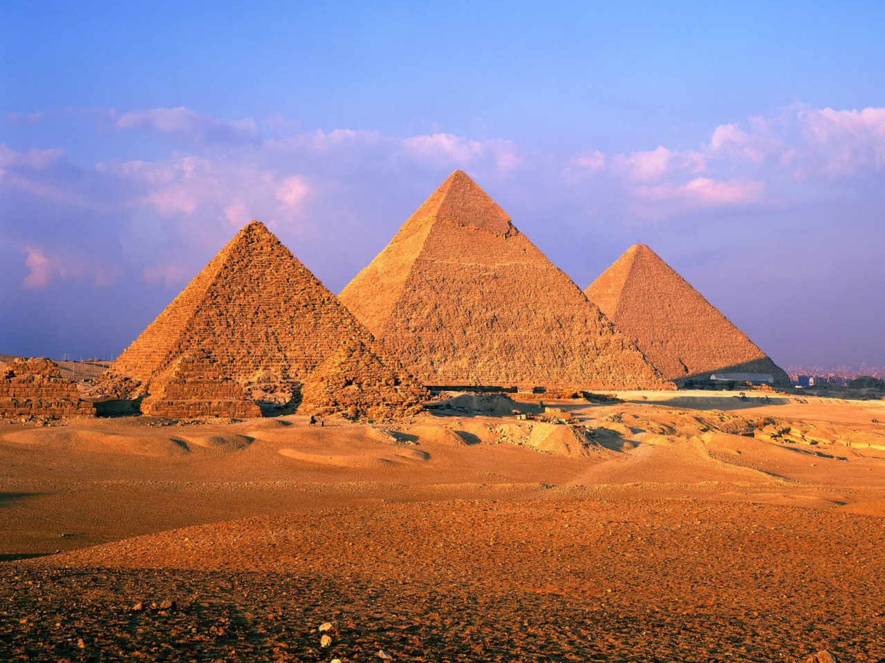 Screenshot №1 pro téma Nubian Pyramids 1280x960