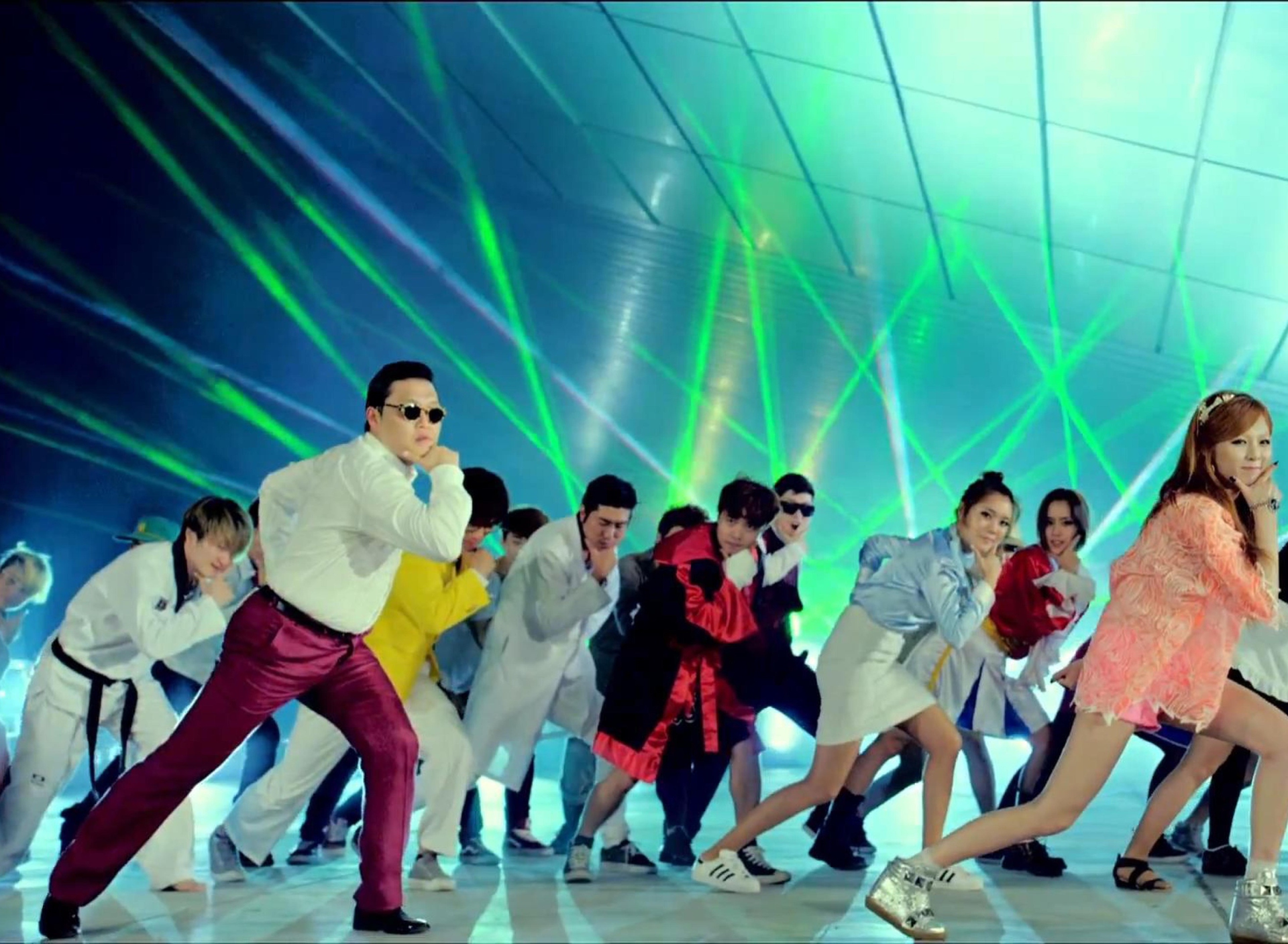 Fondo de pantalla Gangnam Dance 1920x1408