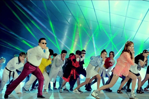 Обои Gangnam Dance 480x320