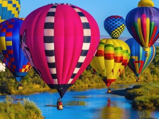 Screenshot №1 pro téma Colorful Air Balloons 320x240