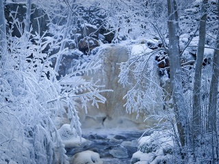 Fondo de pantalla Winter in Norway 320x240