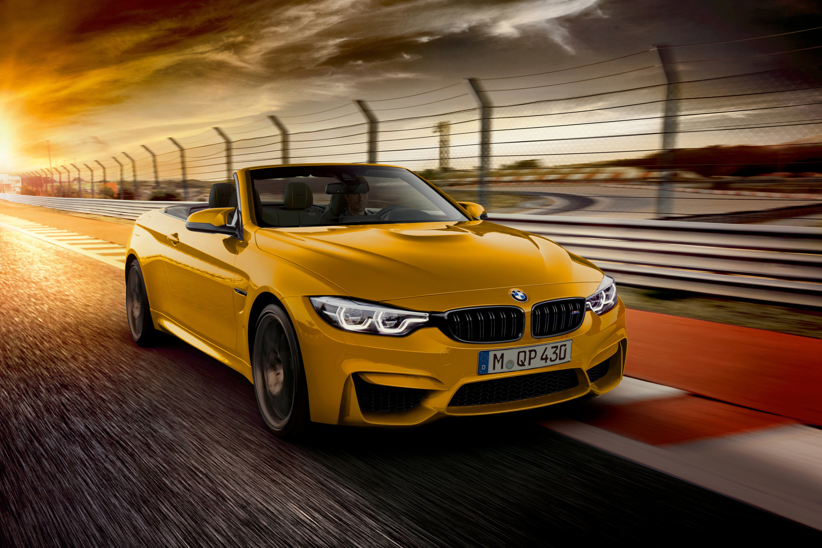 Das BMW M4 Convertible Wallpaper 2880x1920