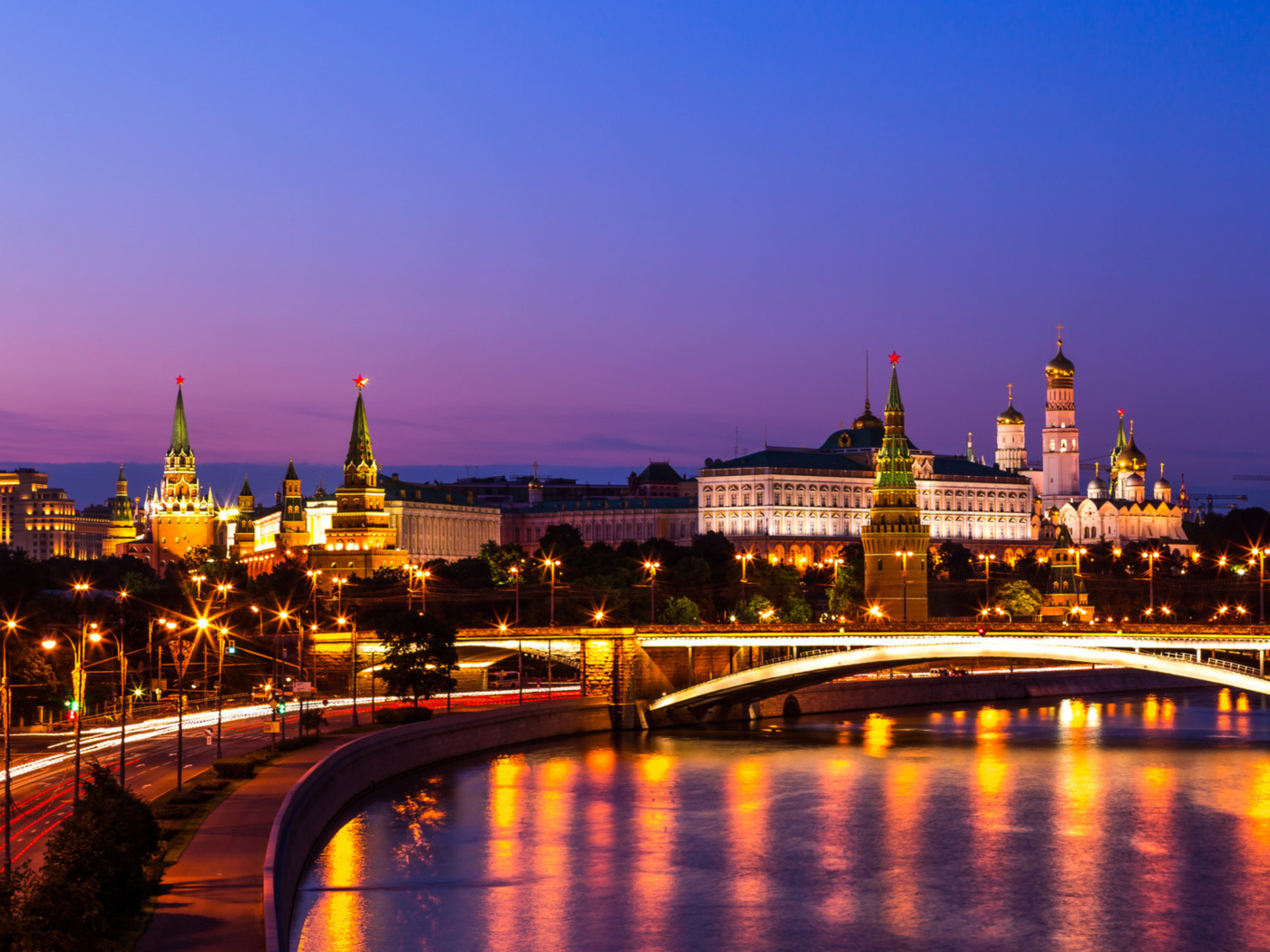 Moscow Kremlin wallpaper 1400x1050