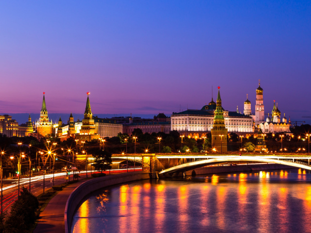 Das Moscow Kremlin Wallpaper 640x480