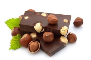 Chocolate With Hazelnuts - Obrázkek zdarma pro Android 600x1024