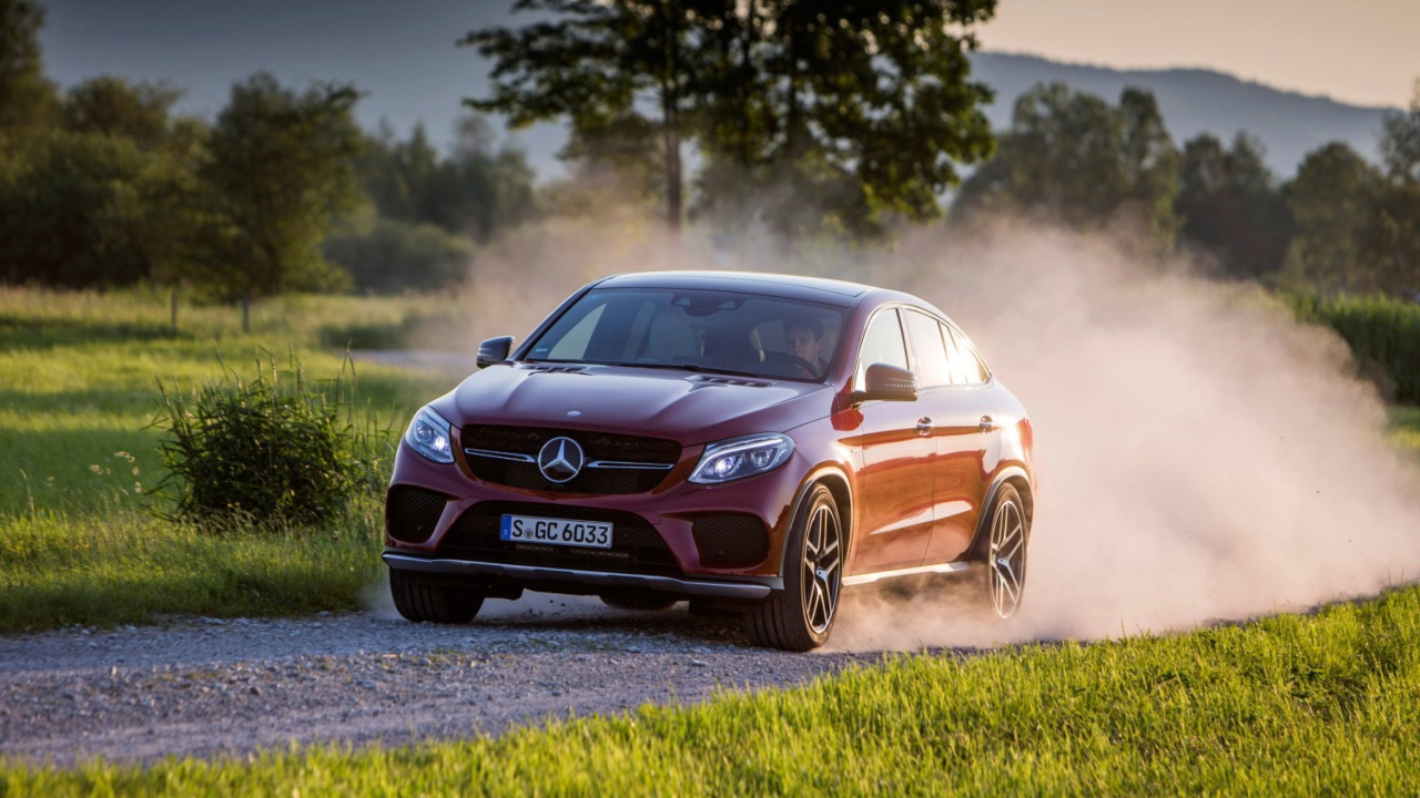 Screenshot №1 pro téma Mercedes Benz GLE 450 AMG 4Matic 1280x720