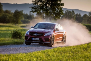 Mercedes Benz GLE 450 AMG 4Matic - Obrázkek zdarma pro 1366x768